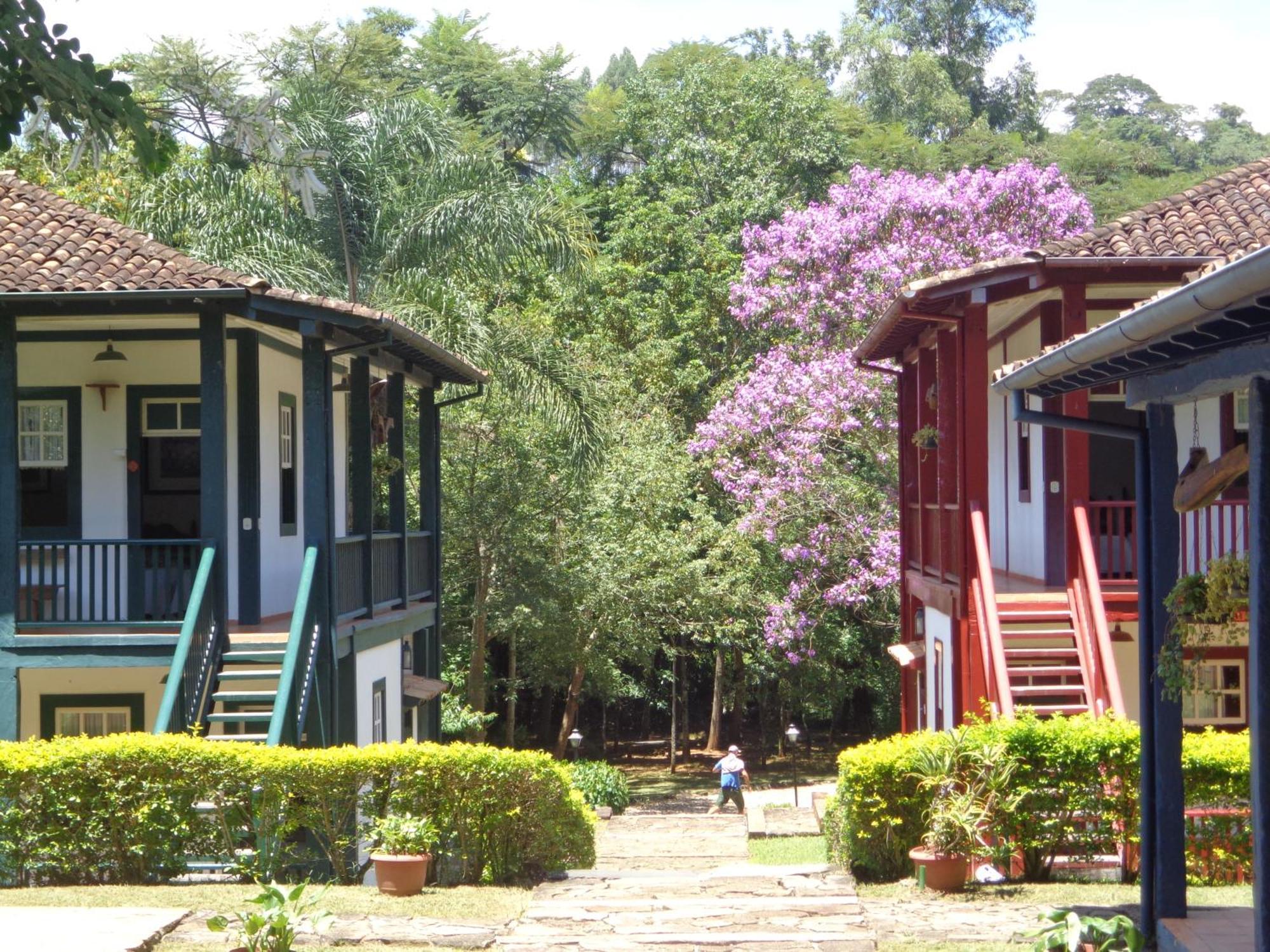 Hotel Solar Dos Montes Santana dos Montes Exterior photo